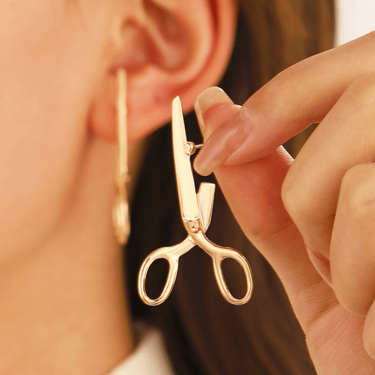 Rustic Scissors Earrings In Gold