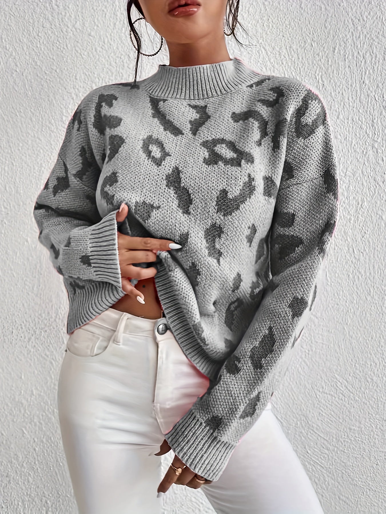 Leopard Print Loose Fit Pullover Sweater In Gray